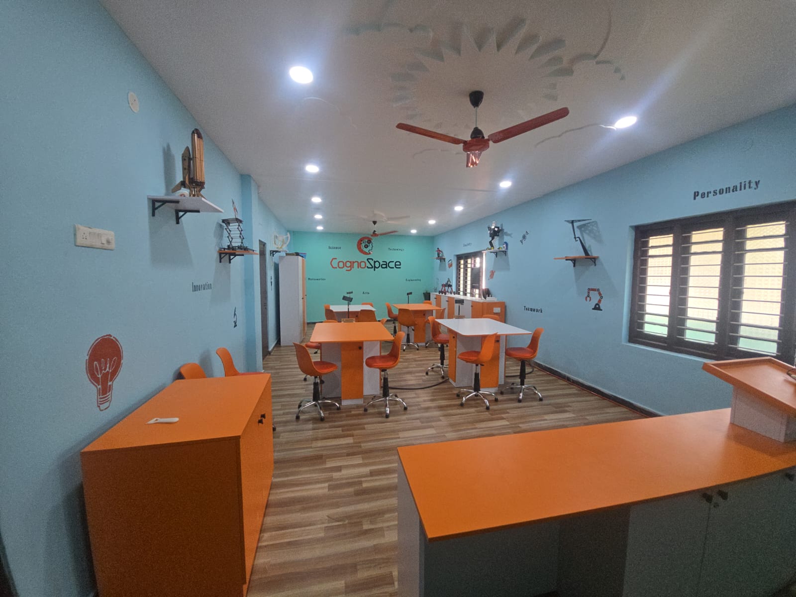 CognoSpace — STEM & Robotics Lab